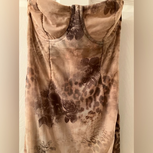 House of CB Aiza Dress L Cream Floral/Cheetah Print - Picture 7 of 10
